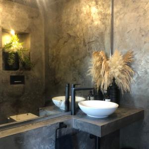 Wynyard Bespoke Venetian Plaster 